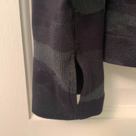 Athleta Speedlight Top - Picture 4 of 6